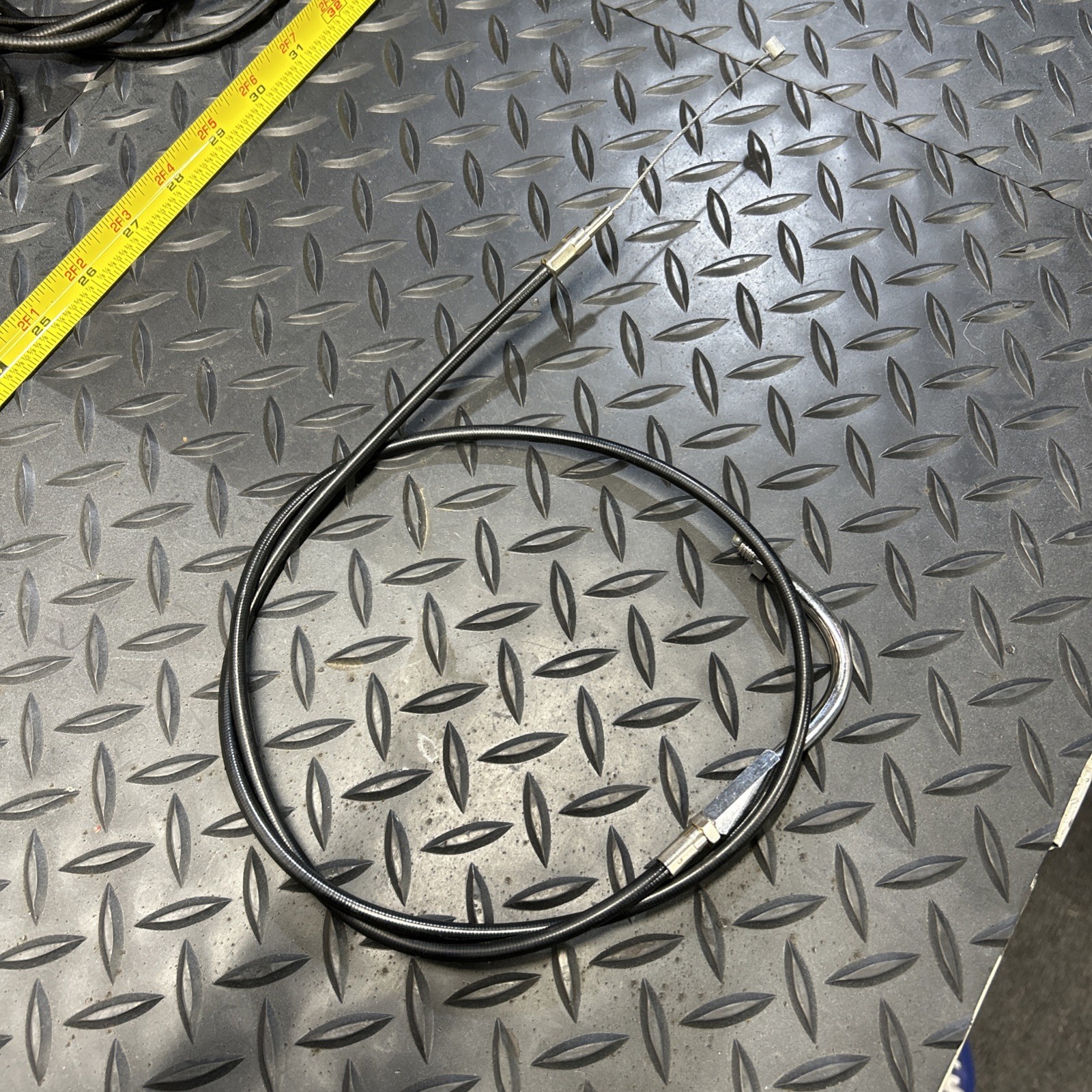 Harley Davidson – Black Vinyl Throttle Cable (B) 45” Length