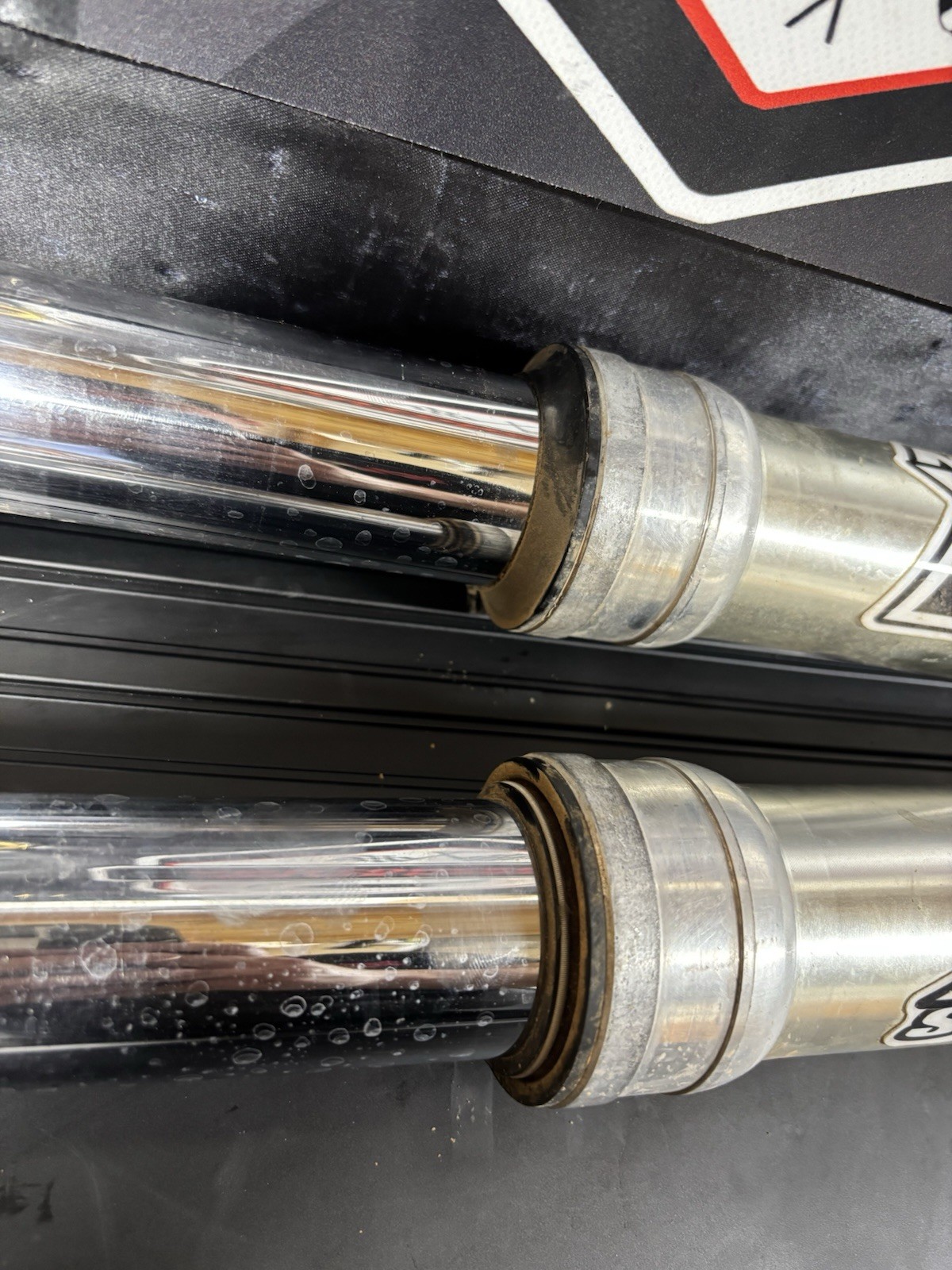 2001 SUZUKI RM250 OEM KYB RIGHT LEFT FRONT SUSPENSION FORKS SHOCKS DAMPERS NICE!