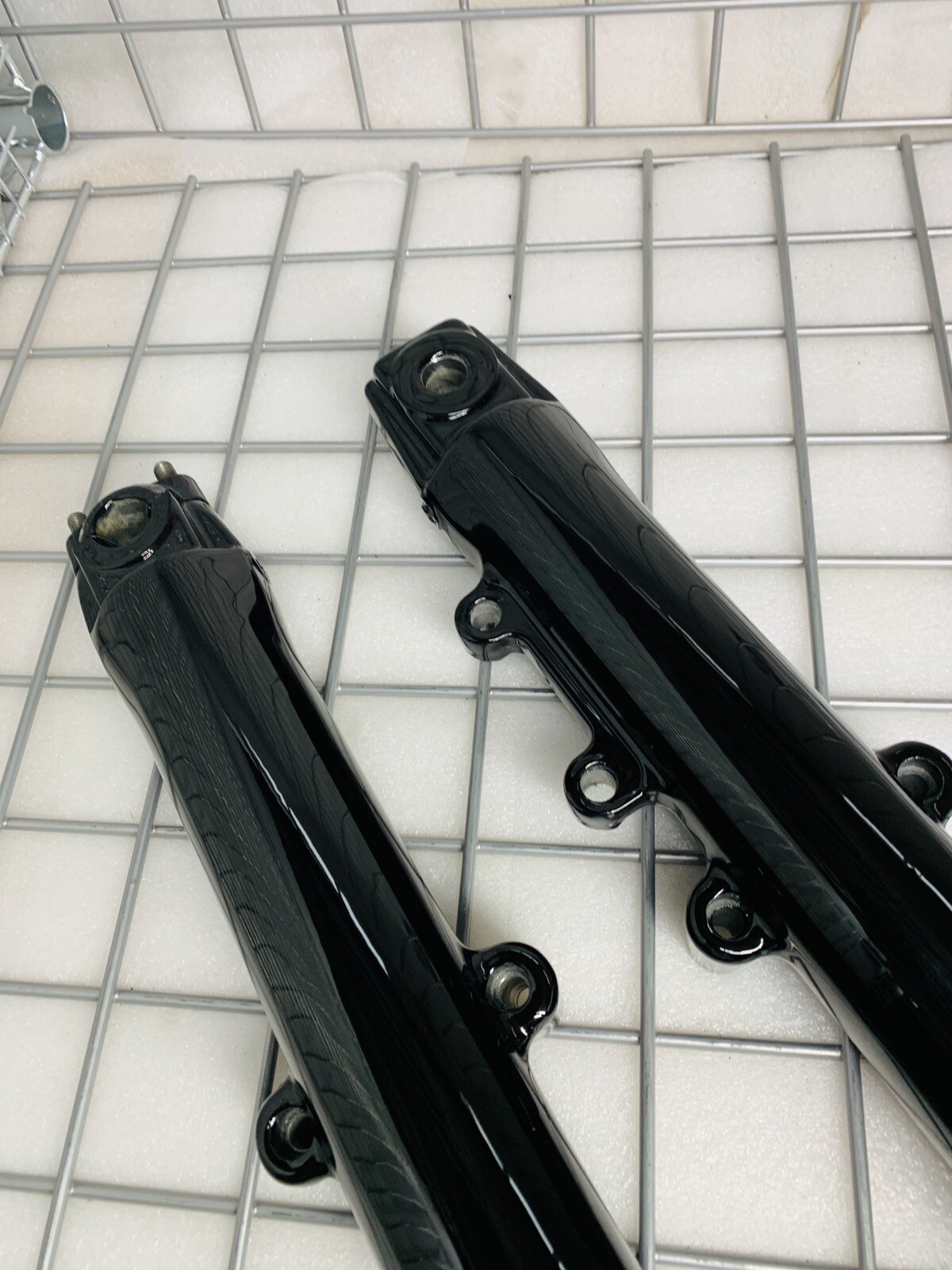 HARLEY FAT BOY GLOSS BLACK FORK legs SLIDERS 2000 – 06 G592 Heritage OUTRIGHT