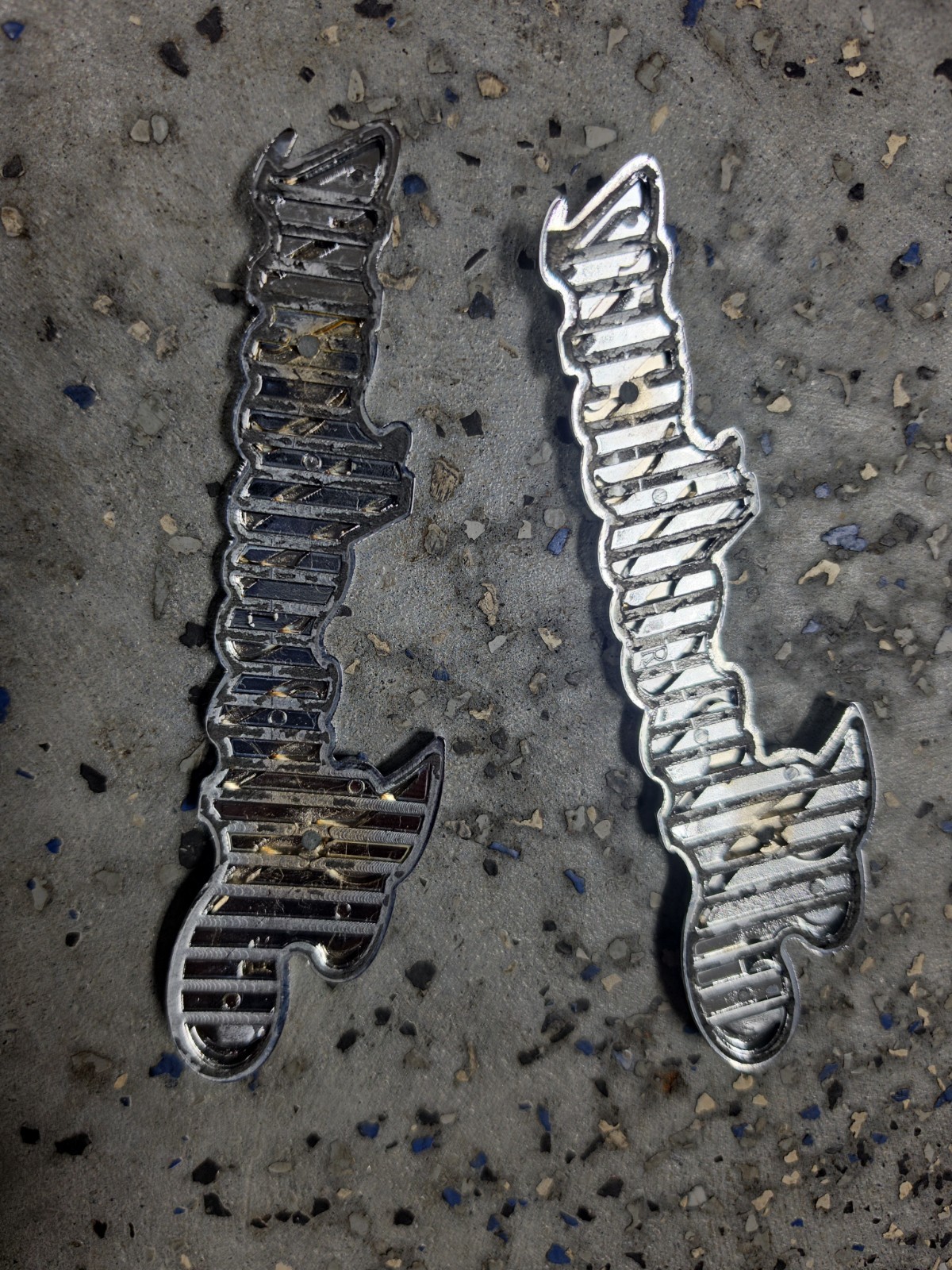 2014-2026 INDIAN OEM GENUINE 6 IN SCRIPT TANK BADGE Right LEFT CHROME PAIR SET