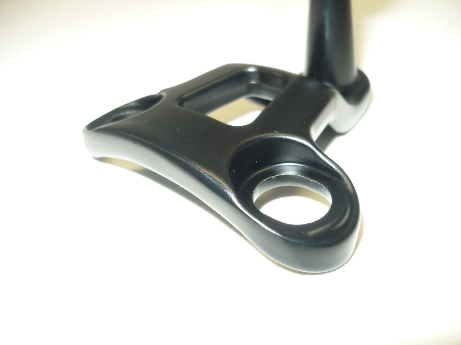 Harley HD 02 17 Touring VRSC XL Dyna Softail Phone Carrier Handlebar Mount NEW