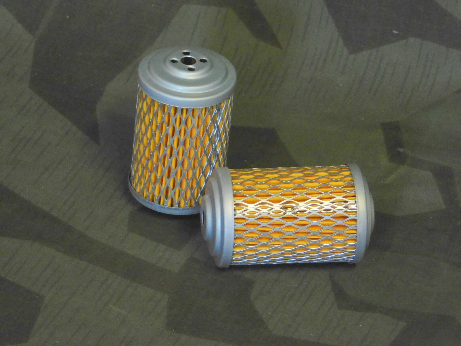 Knucklehead, Panhead 2 Paper Oil Filter Elements For External Oil Filter.
