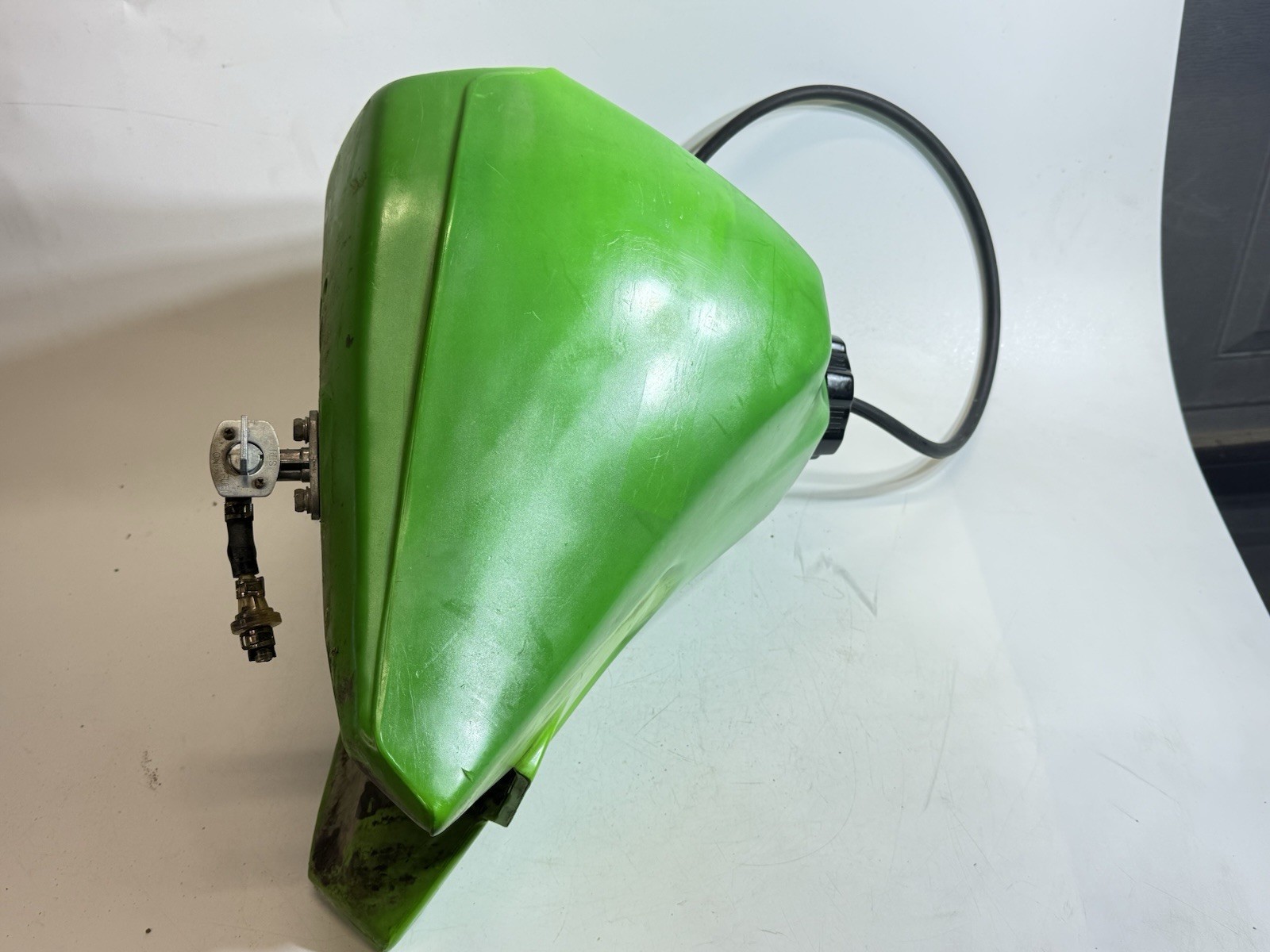 1986 1987 1988 KDX 200 Gas Fuel Petro Tank With Petcock And Cap
