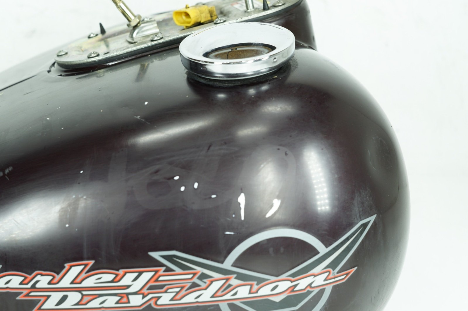 2006 Harley Touring FLHRI Road King OEM Fuel Gas Tank Gasoline Reservoir Dented