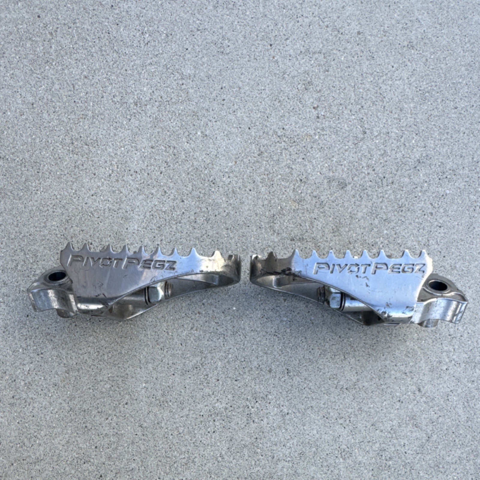 Pivot Pegz MK4 KTM 2023,2024,2025’ SX XC. MX.