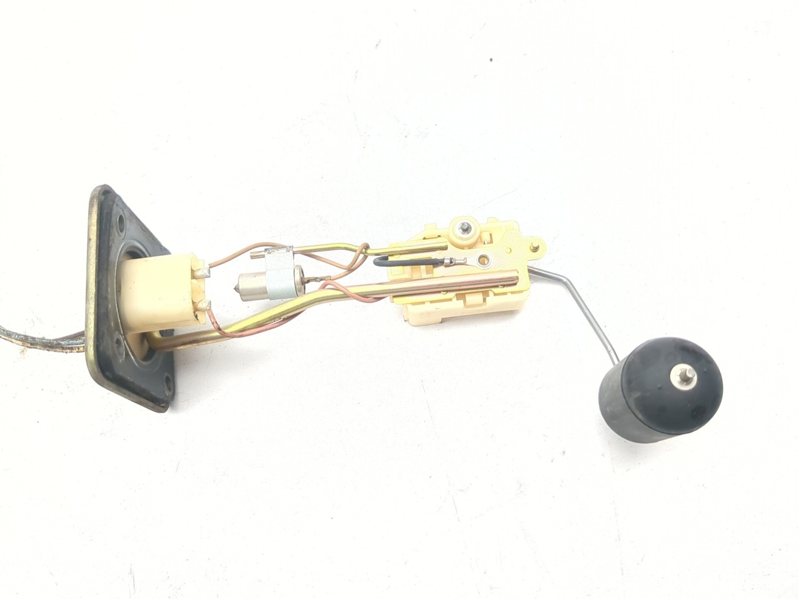03-08 Kawasaki VN1600 Vulcan Classic Inner Fuel Pump W/ Sending Unit 49040-1083