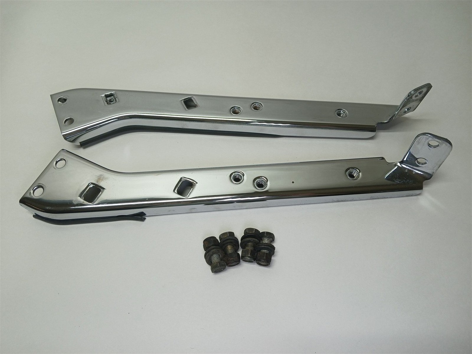 Harley-Davidson 2008 CVO Electra Glide Saddlebag Support Brackets 90718-79C
