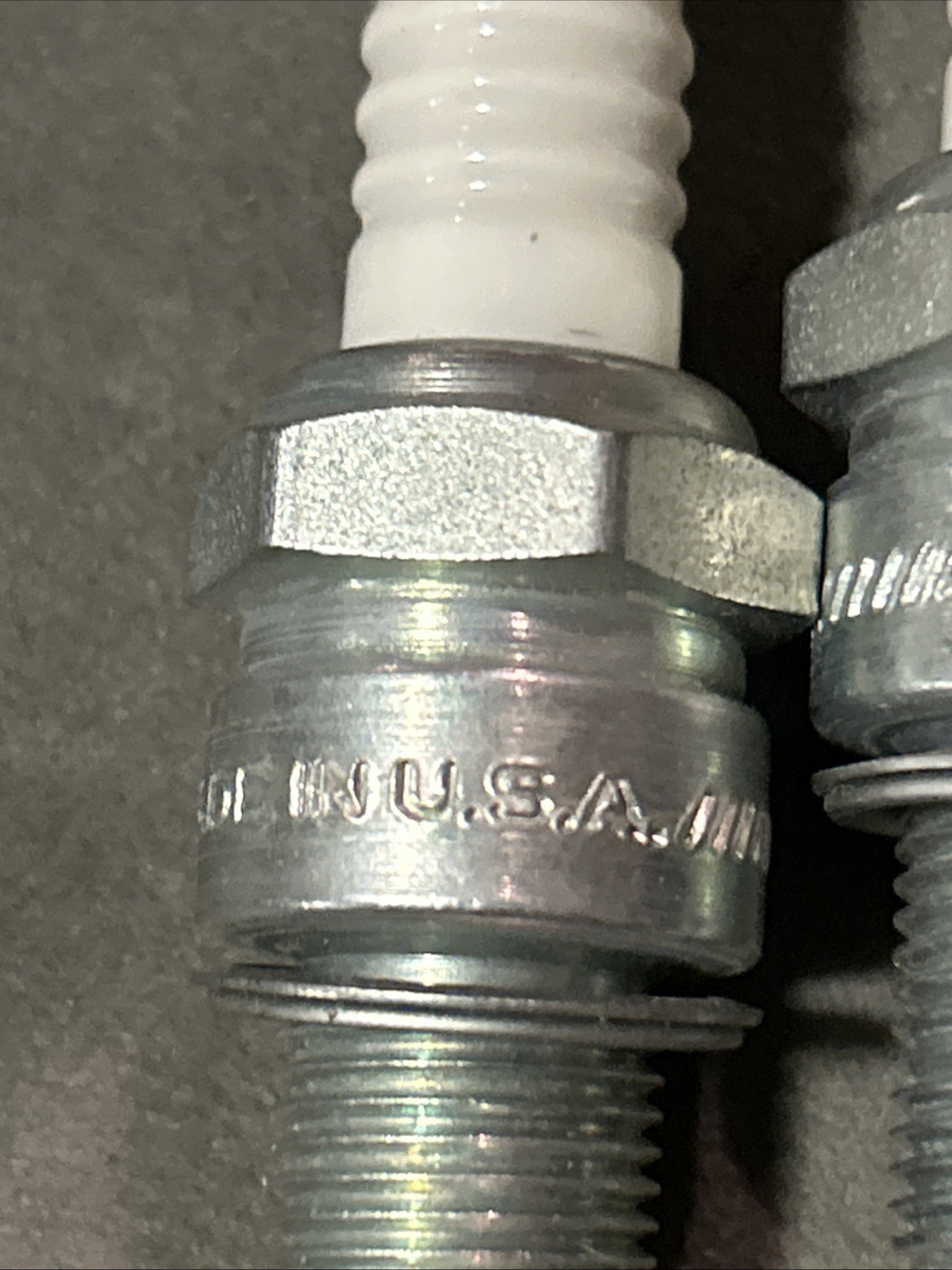 2 Harley Davidson Aermacchi Spark Plugs No. 8 32301-62 NOS OEM 1962-1971 Sprint