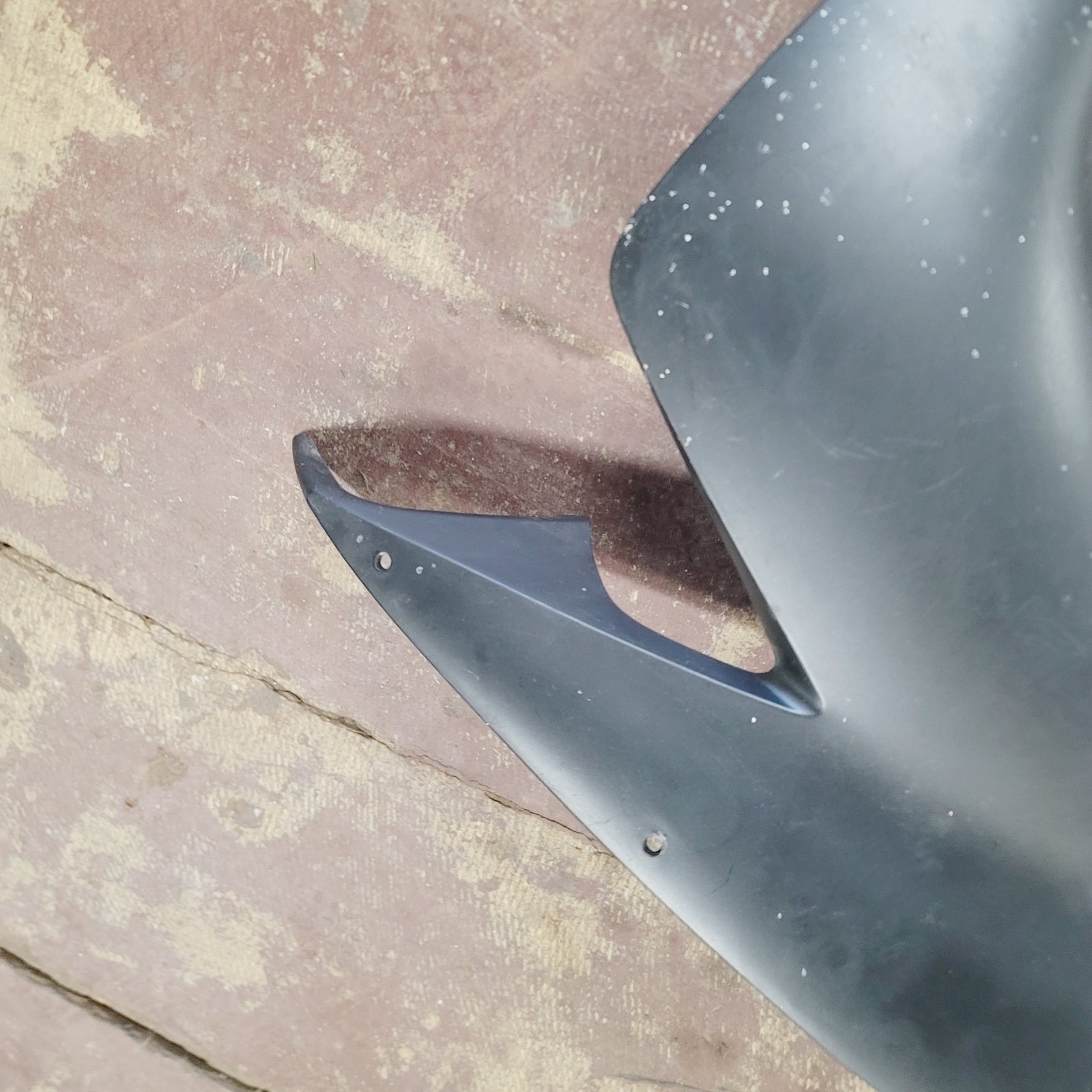 2004-2006 YAMAHA YZF R1 LEFT MID UPPER SIDE FAIRING COWL PLASTIC Aftermarket
