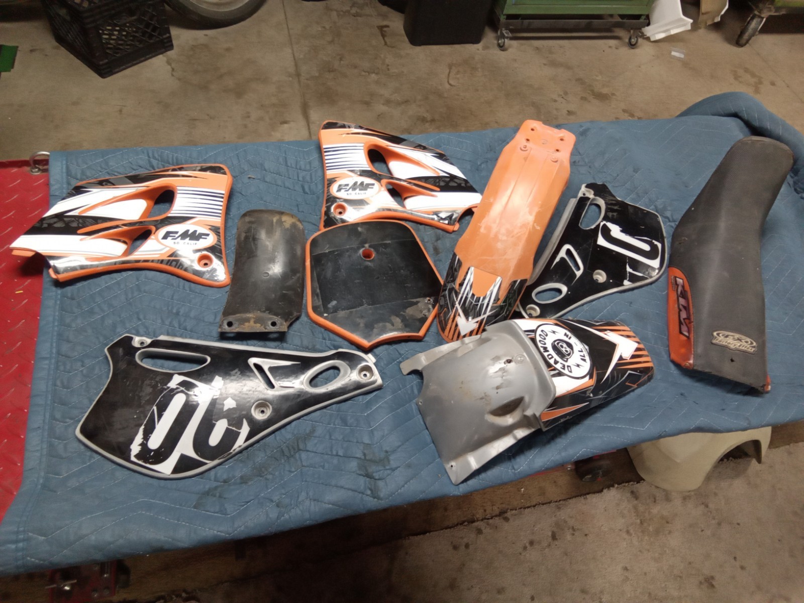 2001 KTM 65SX 65 OEM PLASTICS BODY KIT FENDERS PANELS FAIRINGS SEAT