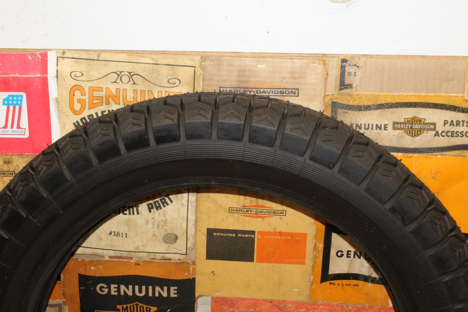 Motorcycle Tire 18” x 4” Harley Knucklehead Flathead Panhead XLH XLCH FX Nylon
