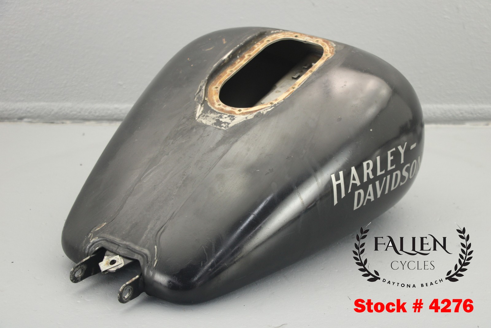 NO DENT 2007 Harley Dyna Fuel Gas Tank SPRAY PAINT #4276
