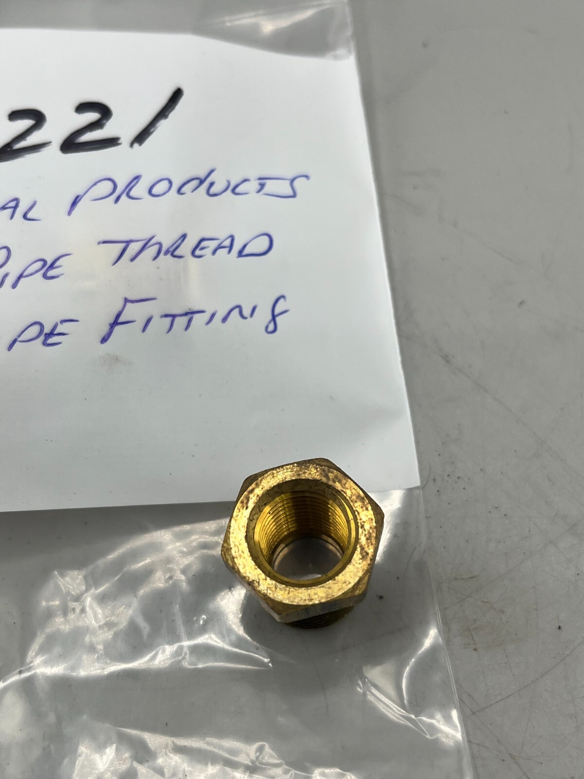 NOS-SOS Metal Products 3/8 NPT Male x 1/4 NPT Female Brass Pipe Fitting 508221
