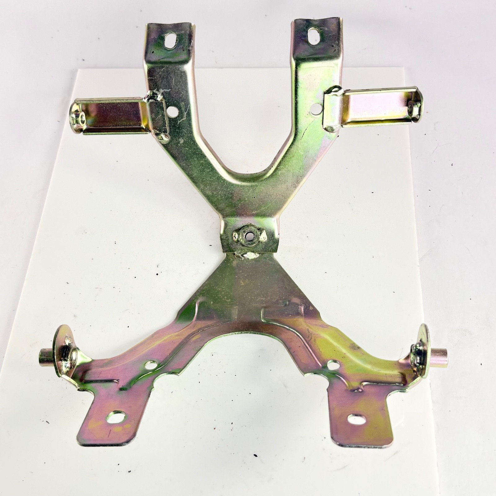 Honda CT90 1972-79, CT110 1980-84 Auxillary Fuel Tank Body Bracket 17761-102-702