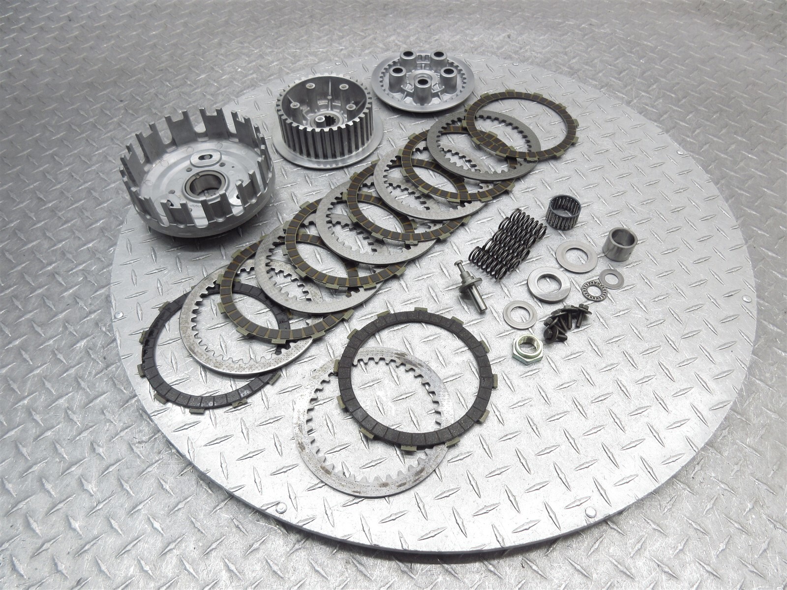 2000 00-04 Kawasaki ZR7 ZR750F Z750 Clutch Basket Hub Primary Plate Disc