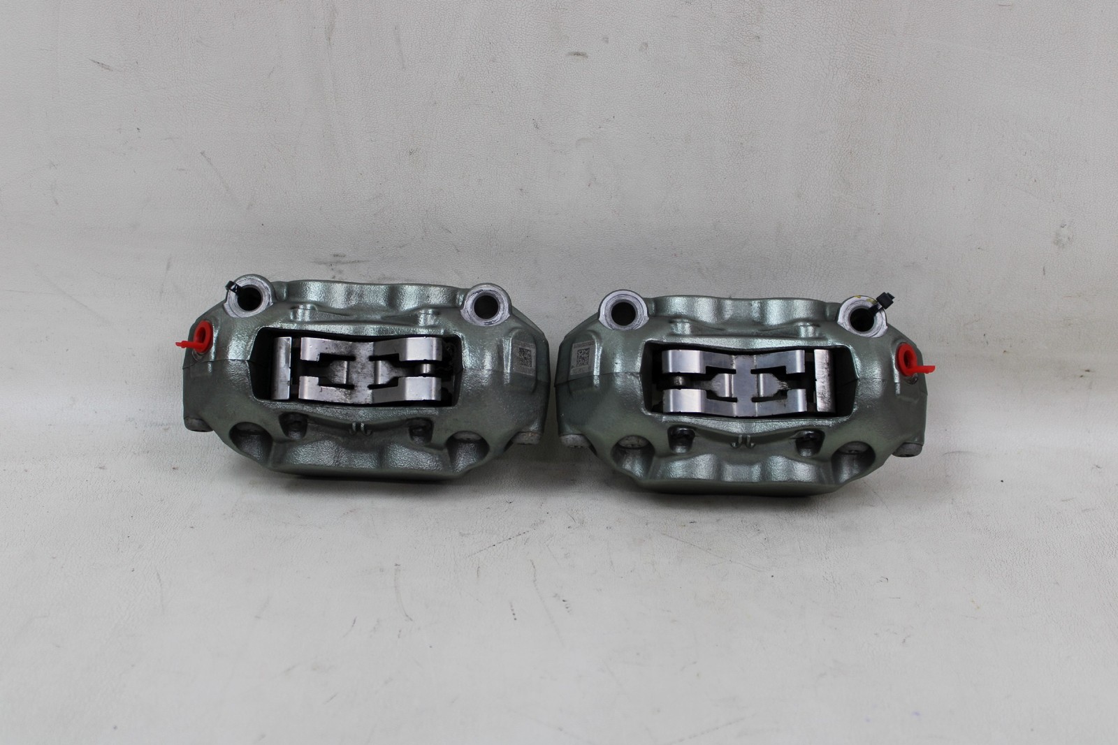 KTM 790 Duke 18-20 Brembo Front Brake Calipers Caliper Set & Pads NICE!