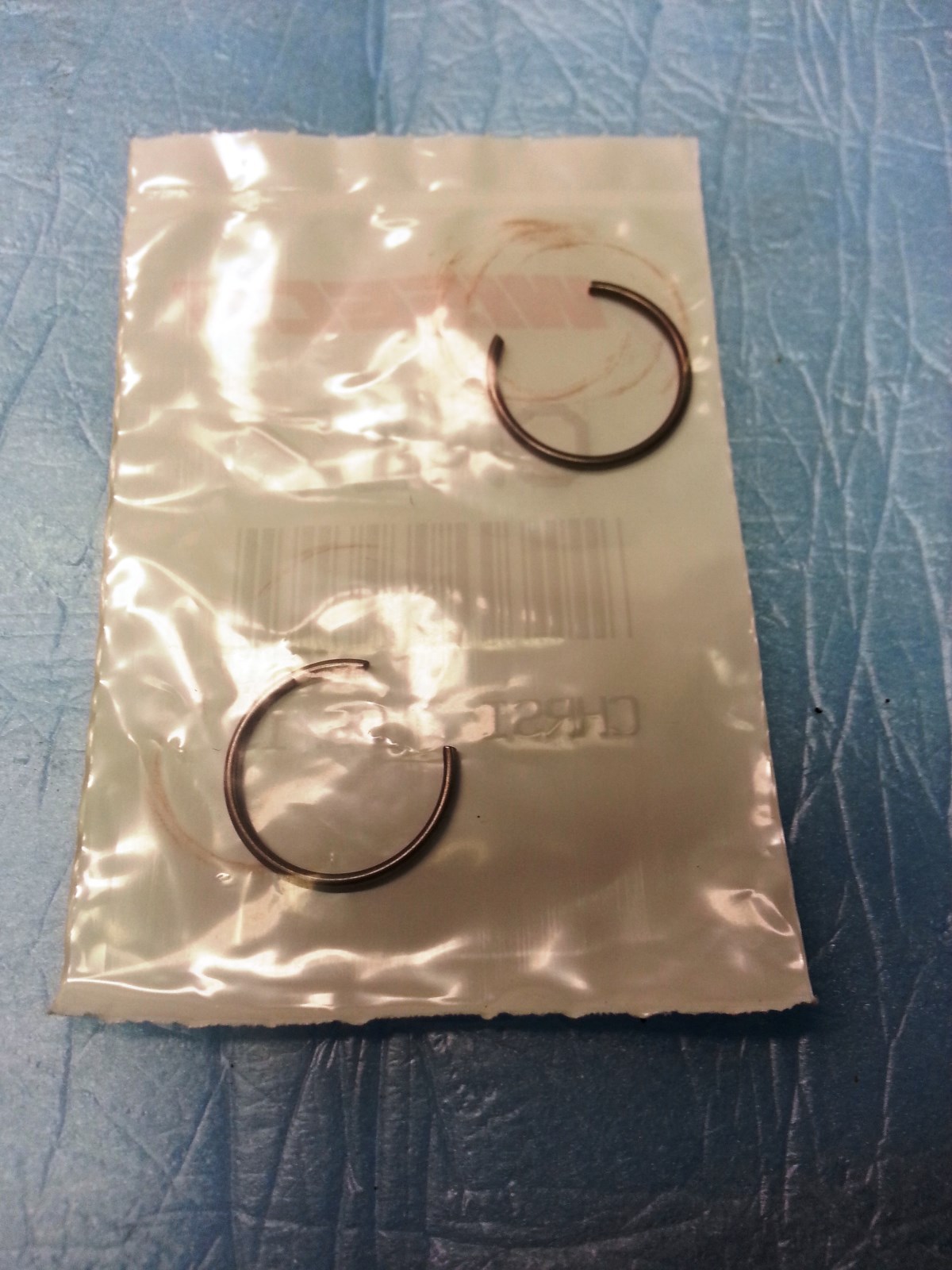 WISECO CW16 cir clip pair 16mm retainer clips round wire wrist gudeon pin locks