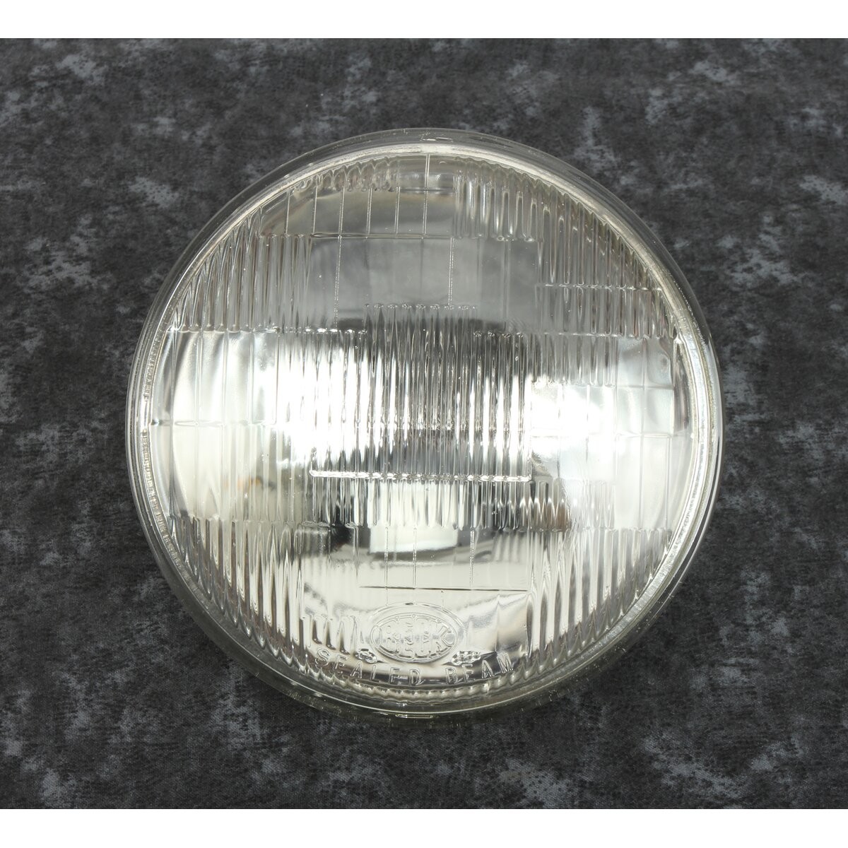 Wyatt Gatling 5 3/4 in. 6V 40/30W Sealed Beam Headlight – 67717-59