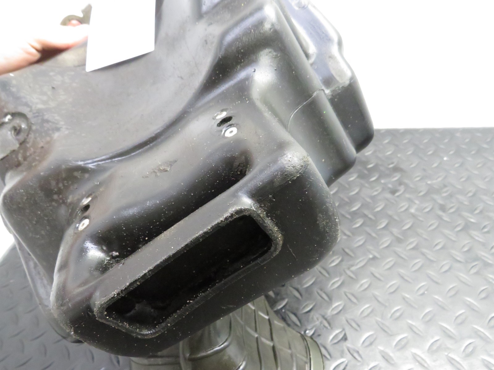 92 93 KAWASAKI KX 125 KX125 OEM AIRBOX HOUSING BOOT CLEAN GOOD! 11011-1370