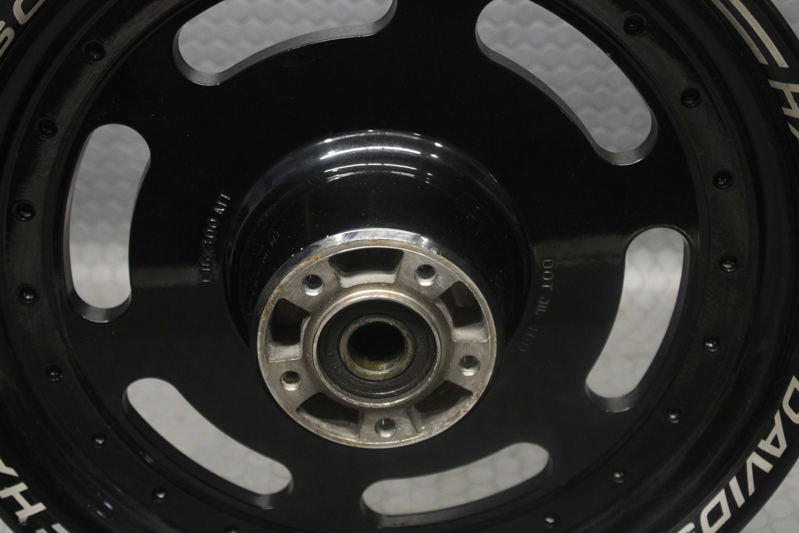 2016 Harley Davidson Dyna Fat Bob Fxdf Front Wheel Rim