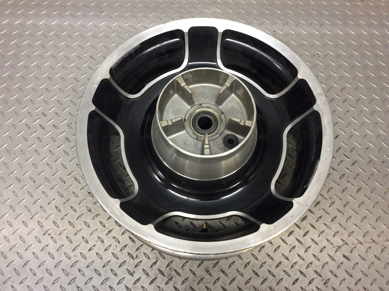 09-25 Harley Davidson Touring 5 Spoke Airstrike Rear Rim Wheel 16×5 25mm