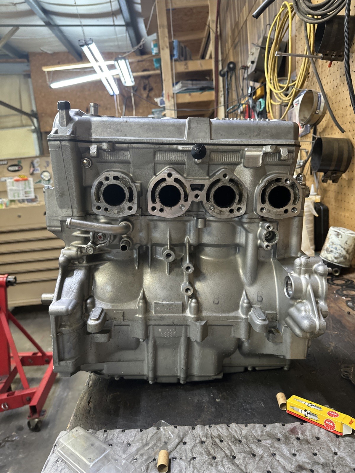 4-Cylinder MR-1 (1,052cc)