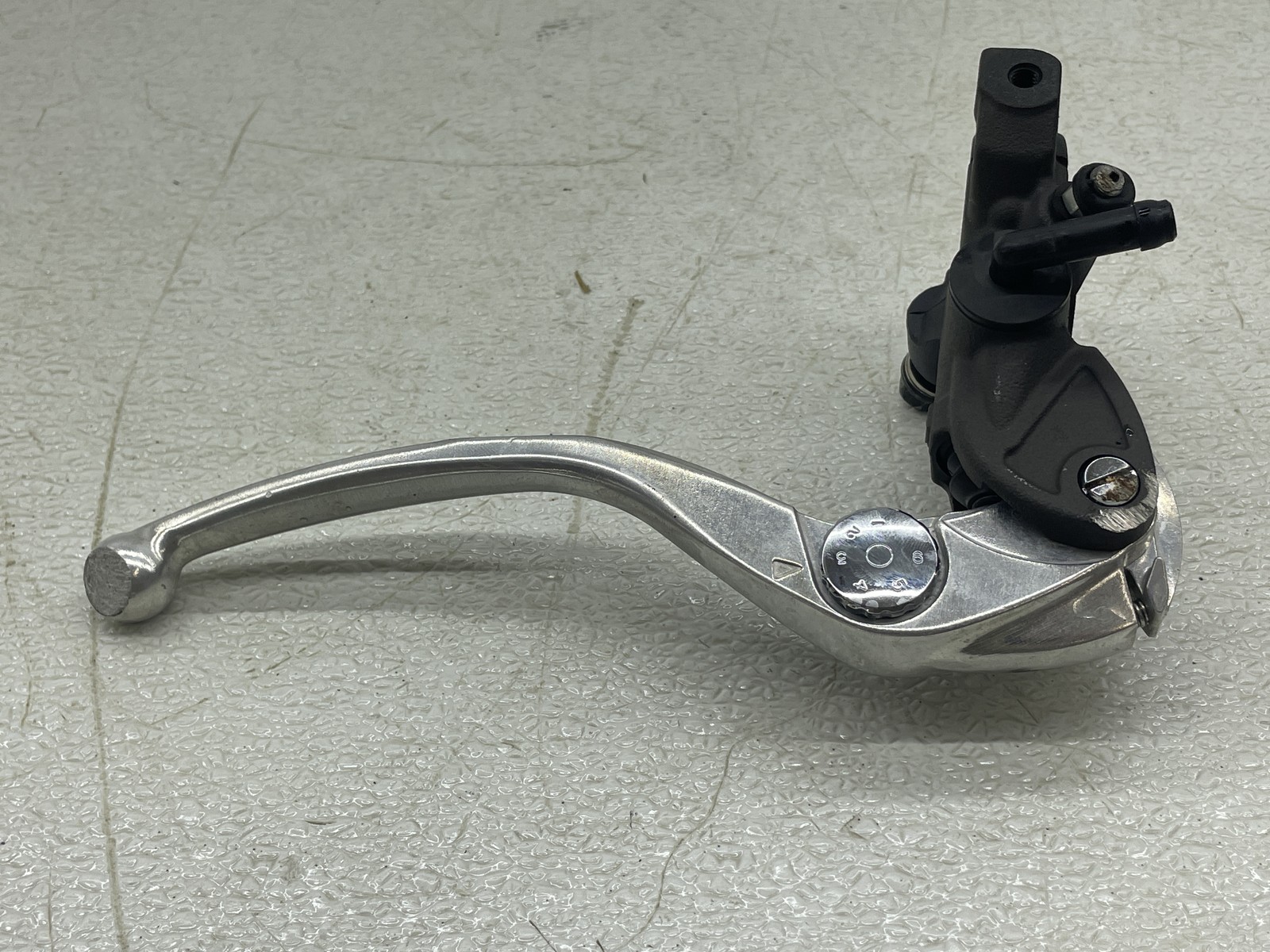 24-26 HONDA CBR1000RR FRONT BRAKE MASTER CYLINDER W/ LEVER
