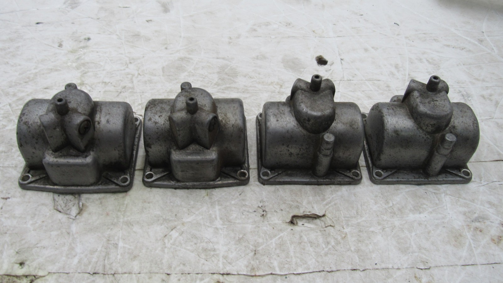 1983 Kawasaki KZ550A KZ550 OEM Bare Carburetor Float Bowl Chambers