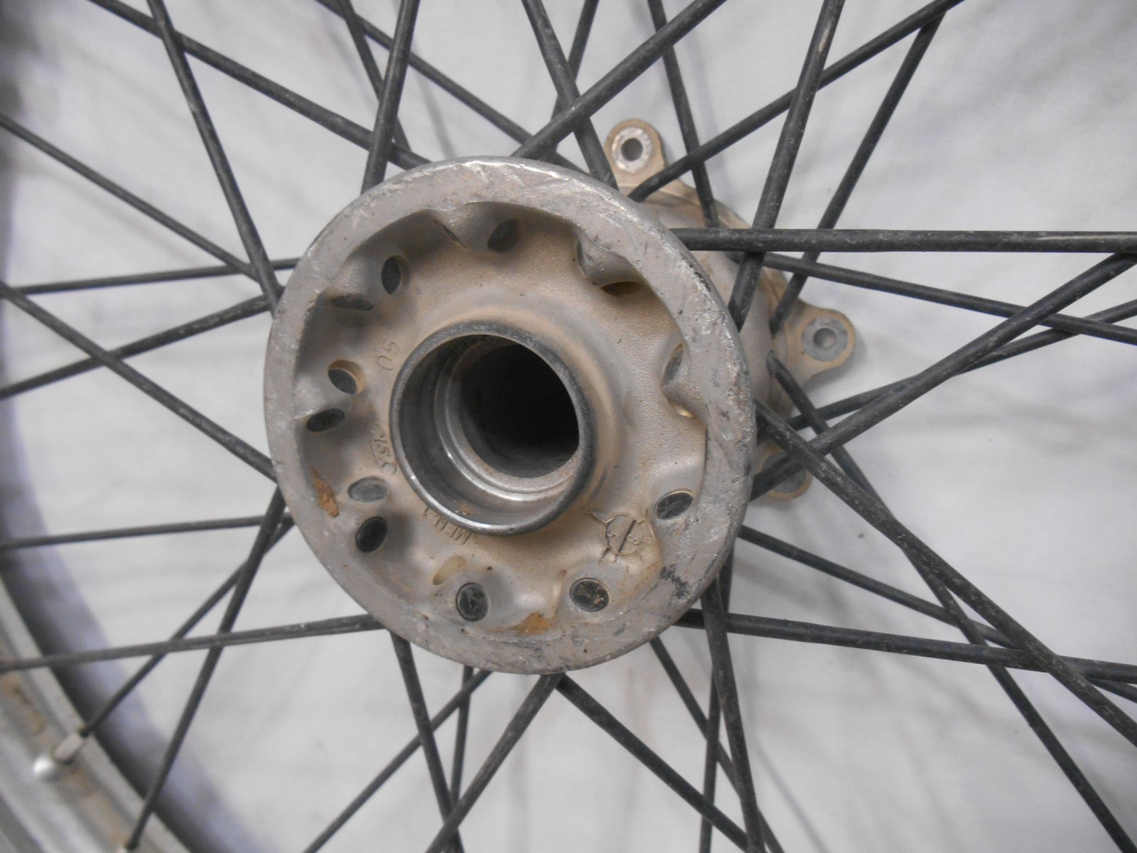 Front DID Wheel Rim Silver 21×1.60 Dunlop Geomax 80/100-21 OEM Hub KX250F KX450F