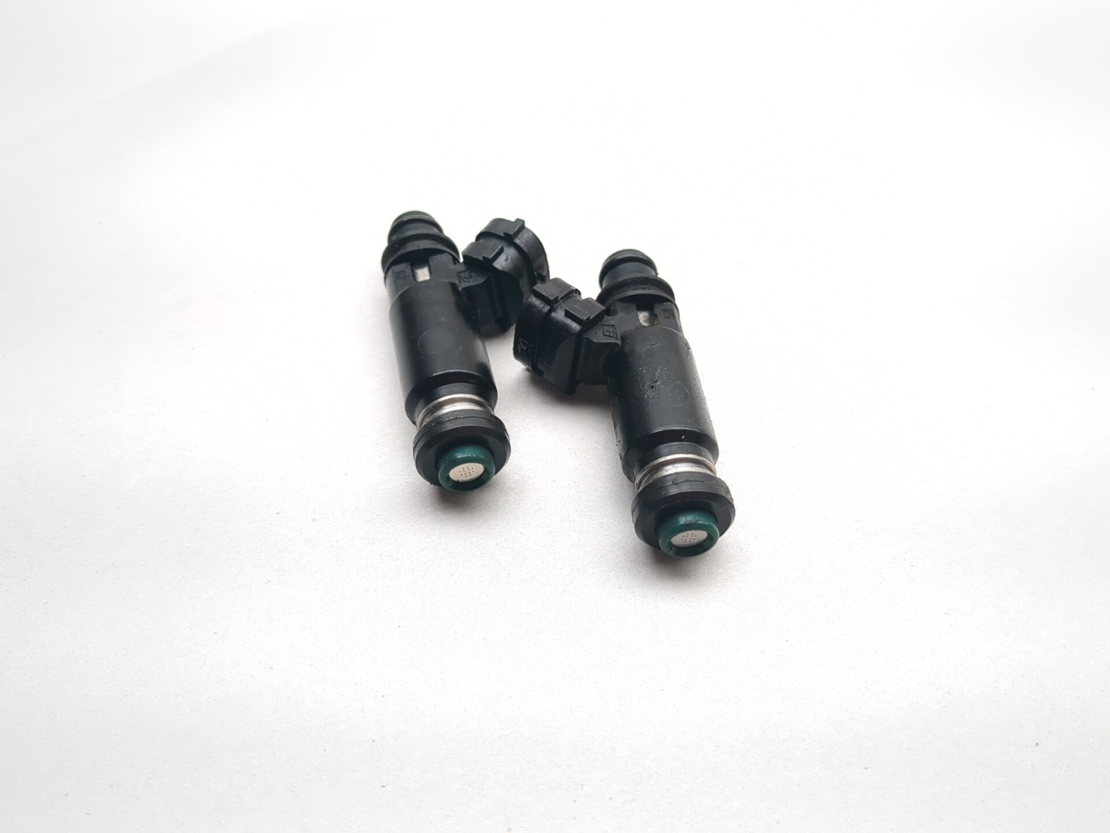 05-08 Honda VTX1800C Front Rear Fuel Injector Set 16450-MCH-004