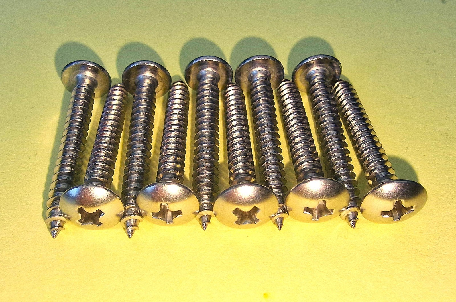 10 Screws Pan Head Self Taper Large Head Stainless M3 3mm x 19mm Pitch .5mm