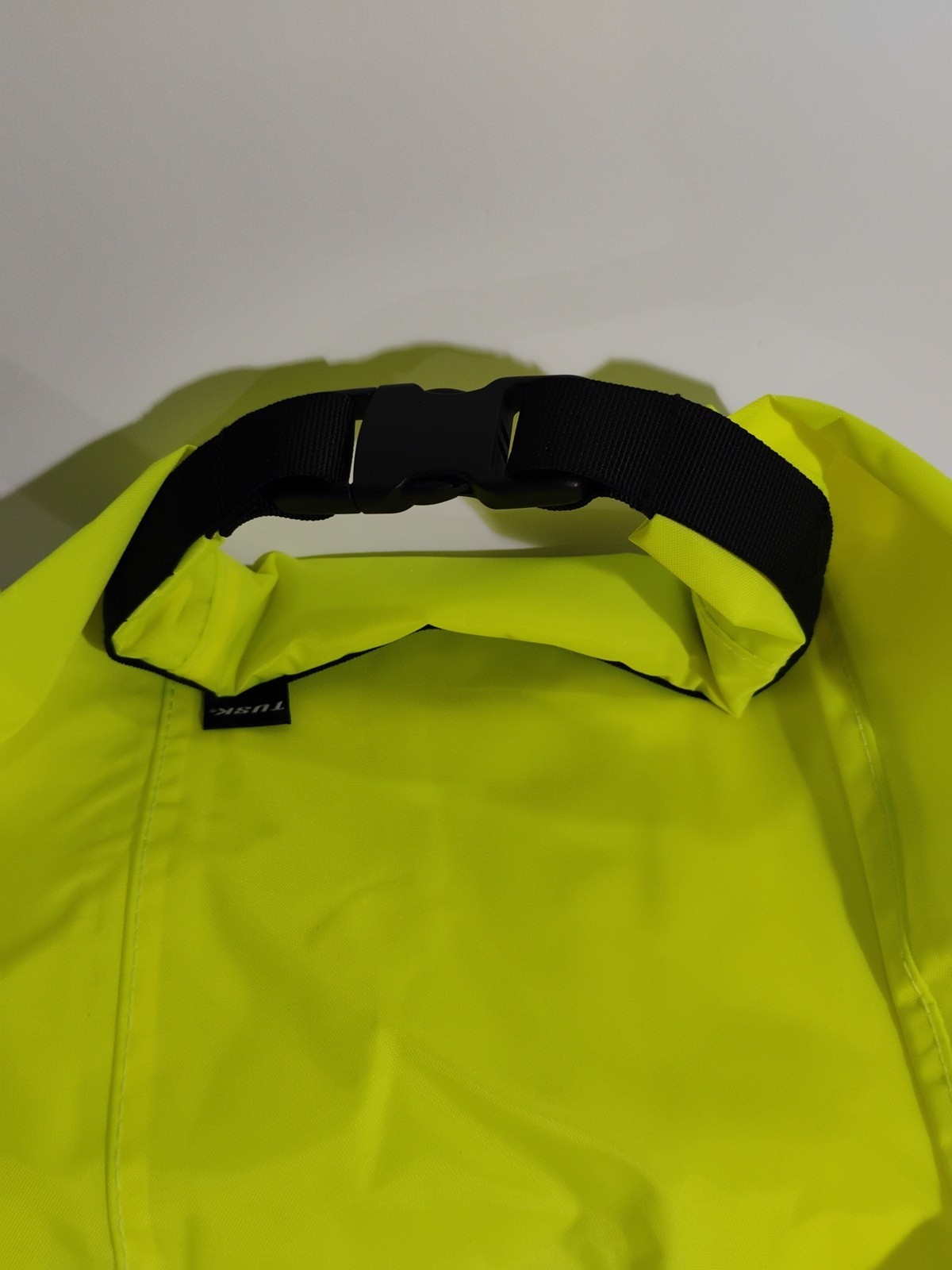 2x Tusk Defender Dry Bag 25 Liter Florescent Green Waterproof For Outdoors