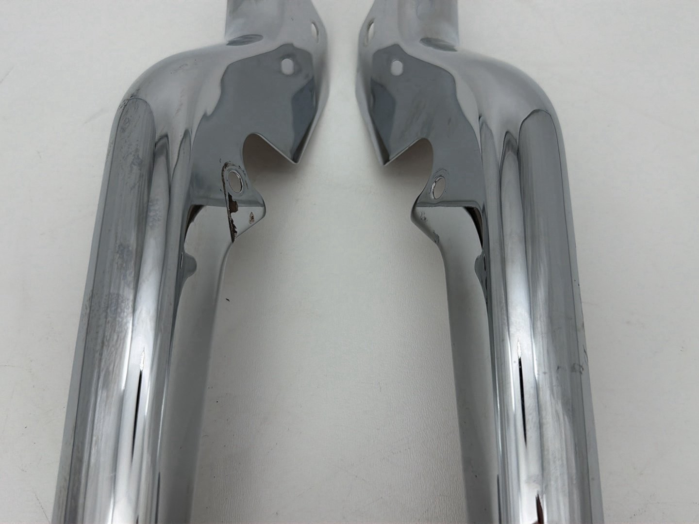 01 Harley Touring FLHR Road King OEM Left Right Saddlebag Fender Struts Brackets