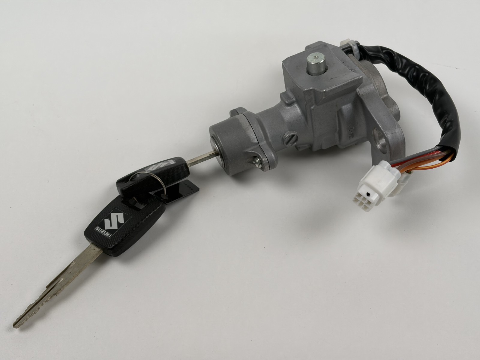 37100-04K10 |37100-04K11 | 37100-04K12 | Suzuki | Steering Lock Assembly