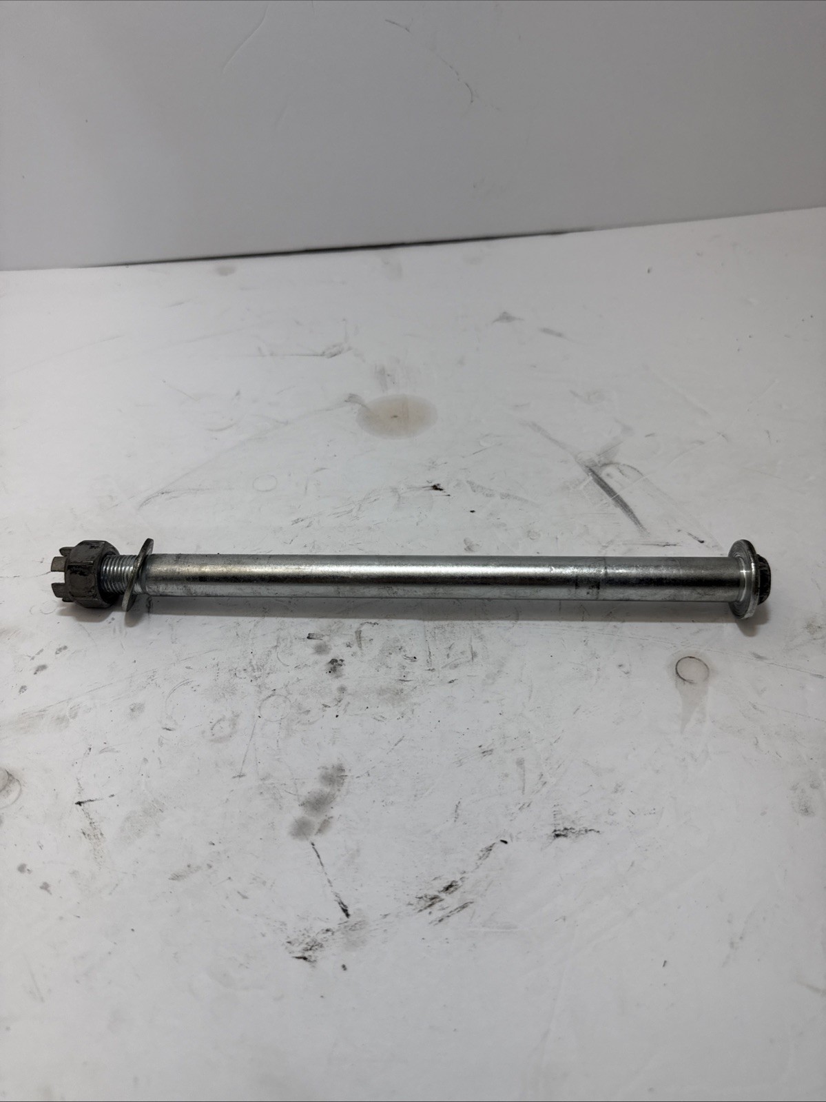 2019-2025 Kawasaki OEM Ninja/Z 400/500 Front Axle – 41068-0643