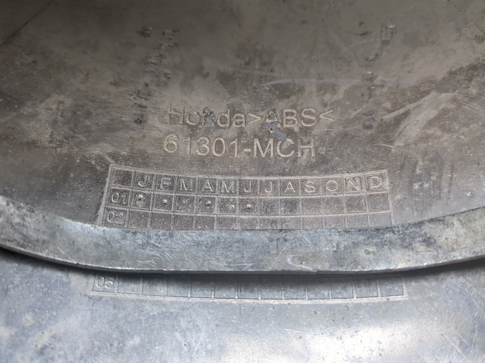 02-04 Honda VTX1800 C Front Headlight Bucket Housing 61301-MCH-670