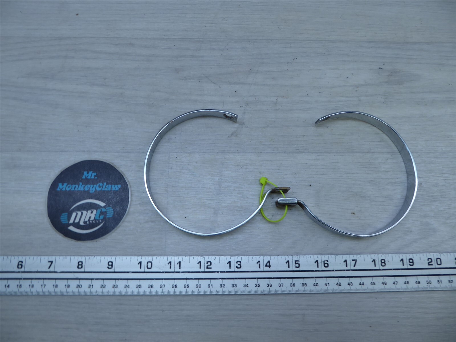 Honda CB750 K0 SOHC PL1219-37. gauge mounting rings