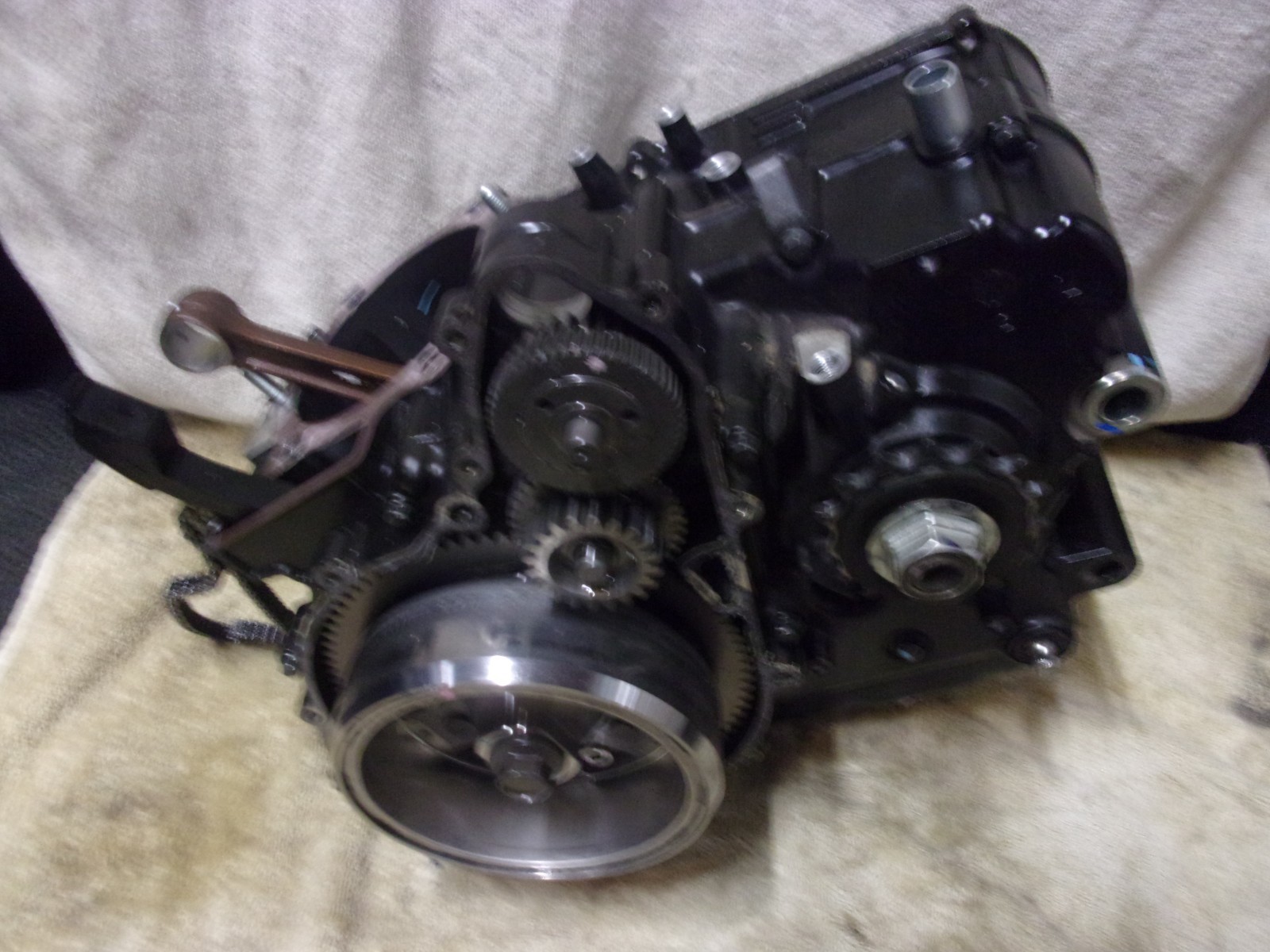 KAWASAKI KLR650 KLR 650 FACTORY OEM LOWER ENGINE ASSY. WITH DOOHICKEY 1766 MILES