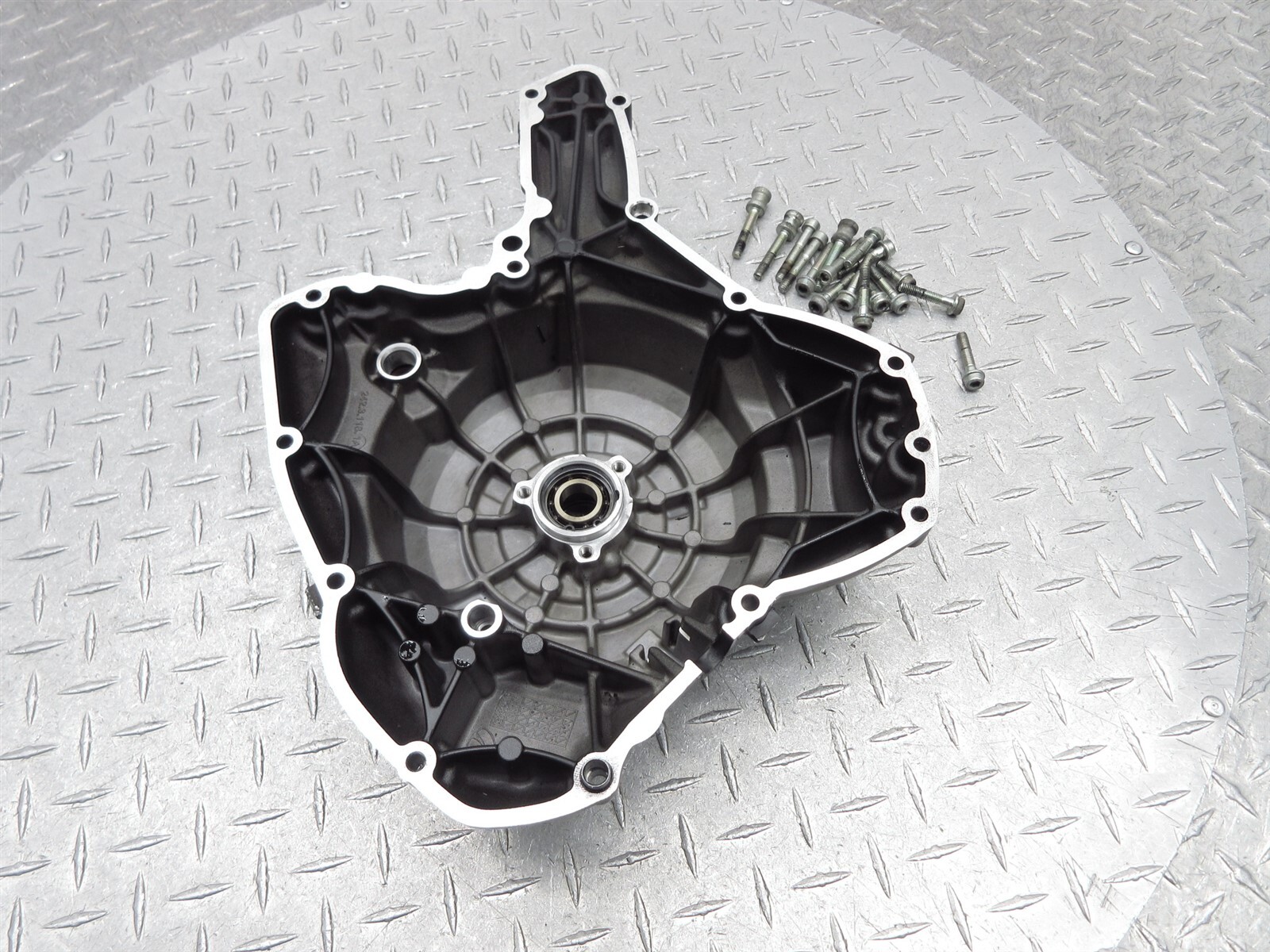 2017 17-19 Ducati Monster 797 Stator Alternator Generator Engine Side Cover OEM