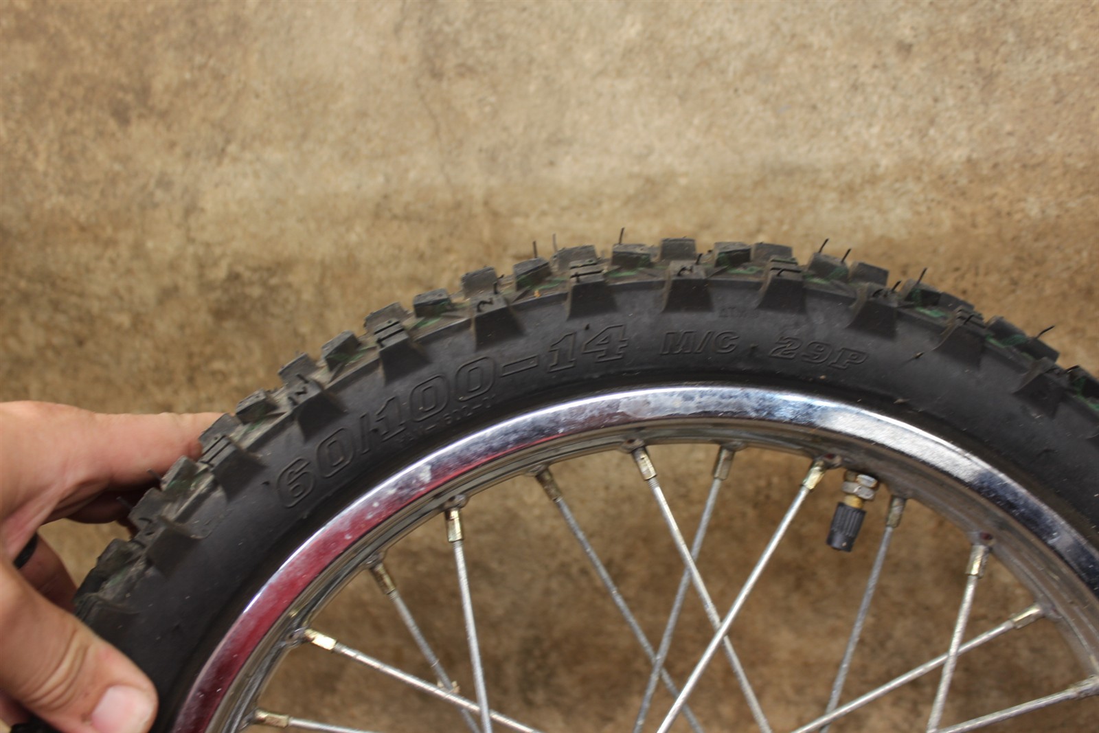1996 96 Kawasaki KX60 KX 60 OEM Front Wheel Rim Hub Tire 14×1.4