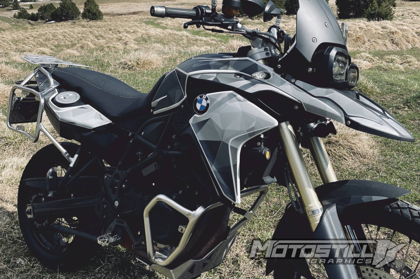 FIT FOR BMW F 900 GS ADV / 2023 – 2025 GRAPHIC STICKER KIT (BLACK YELLOW)