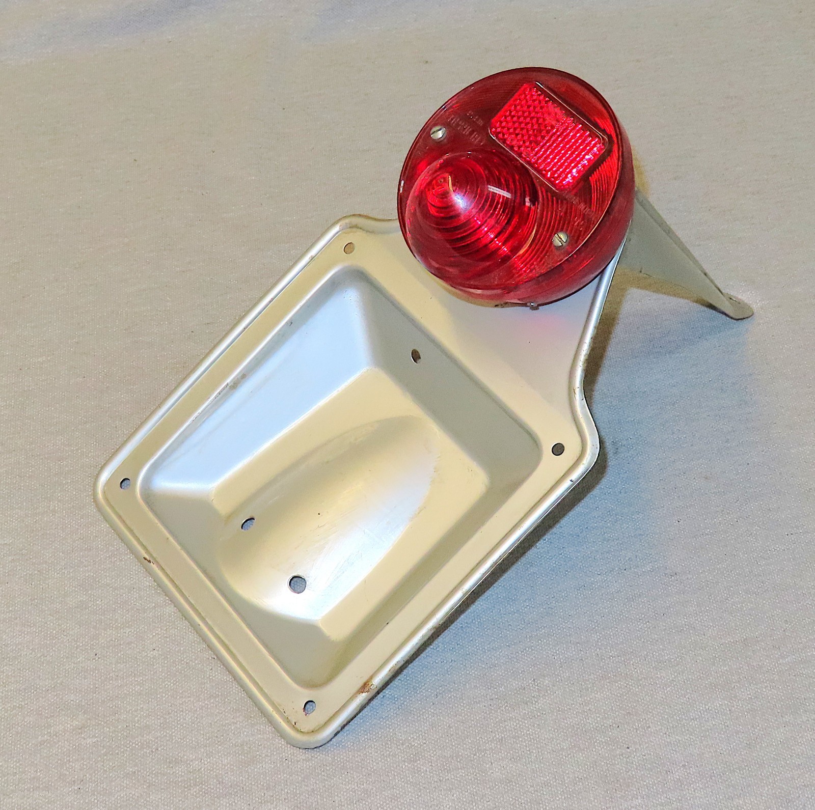 Moto Guzzi Stornello 125cc USED Taillight, APRILIA 35330 Italy Tail Light