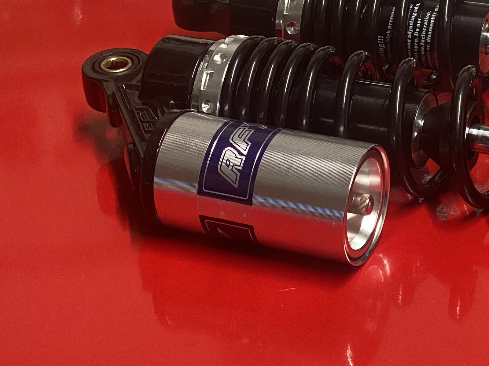 ROYAL ALLOY TG GP 125 TO 350 CUSTOM BLACK AND SILVER FRONT GAS SHOCK ABSORBERS