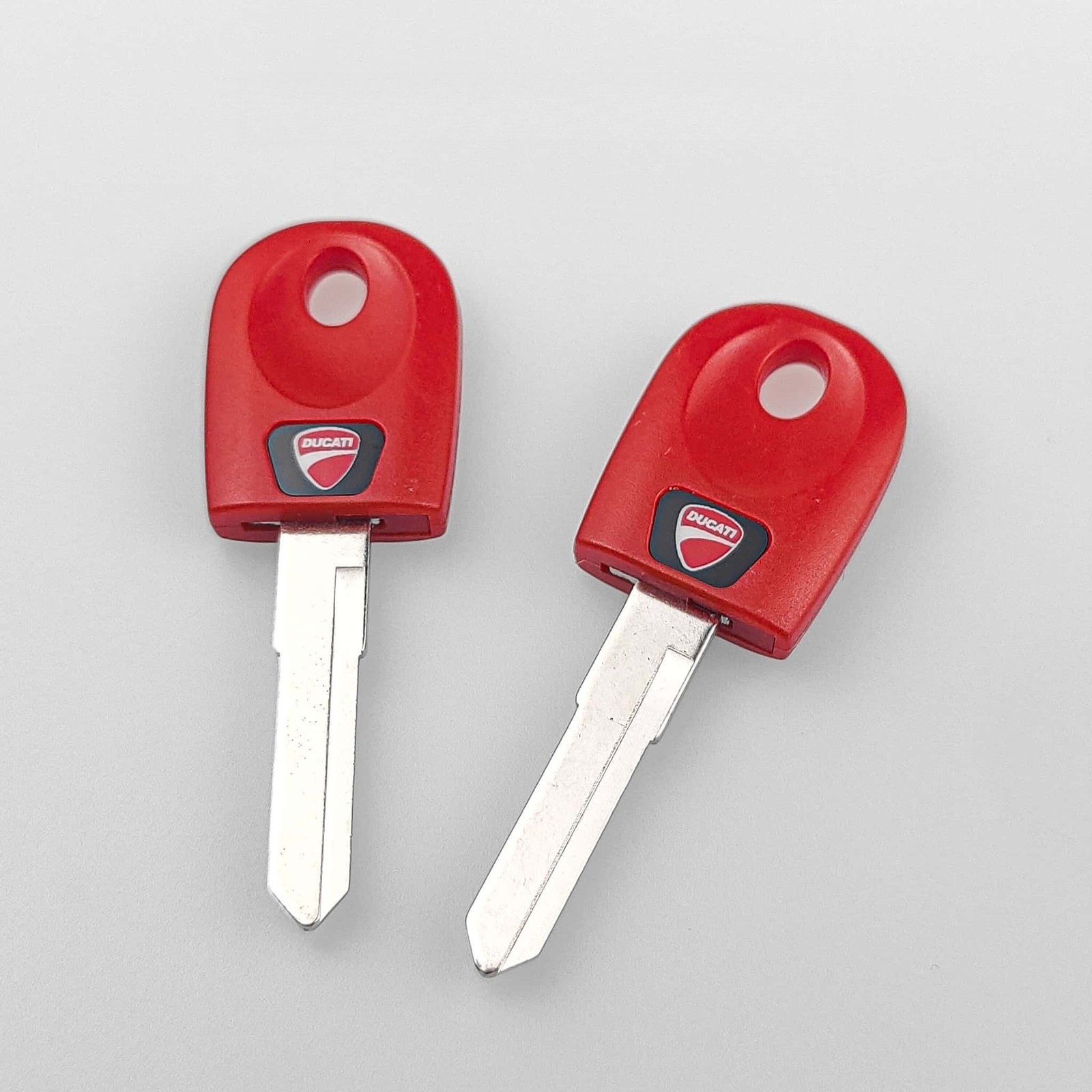 2PCS Key Blanks Uncut No Chip Ducati Monster Multistrada Supersport 59840161A