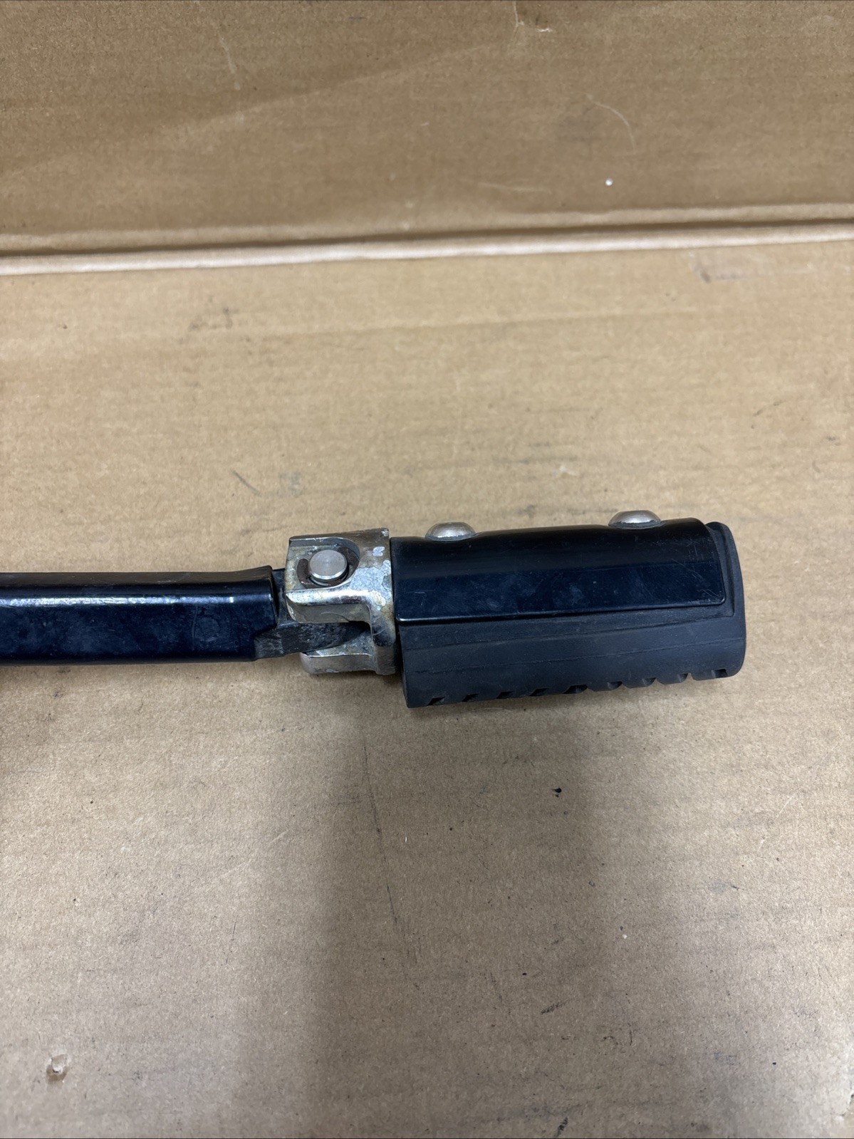 1999 Victory V92C Rear Left Passenger Foot Peg & Mount & Right Peg