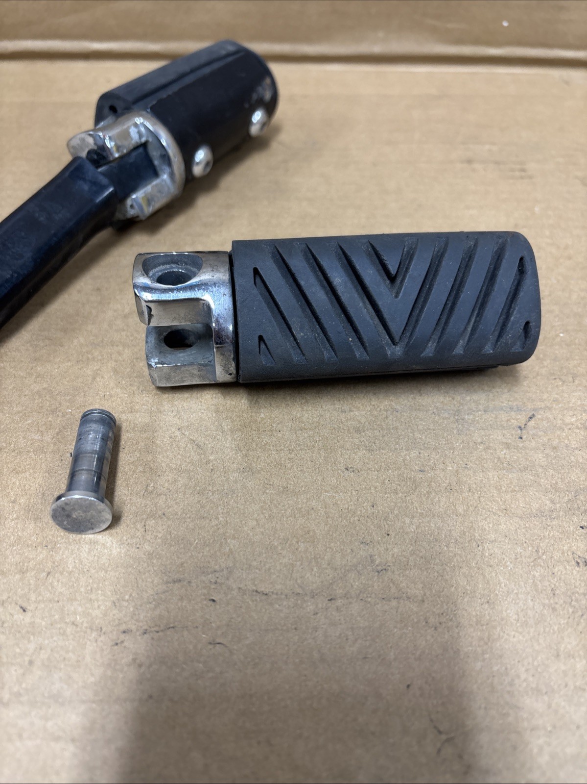 1999 Victory V92C Rear Left Passenger Foot Peg & Mount & Right Peg