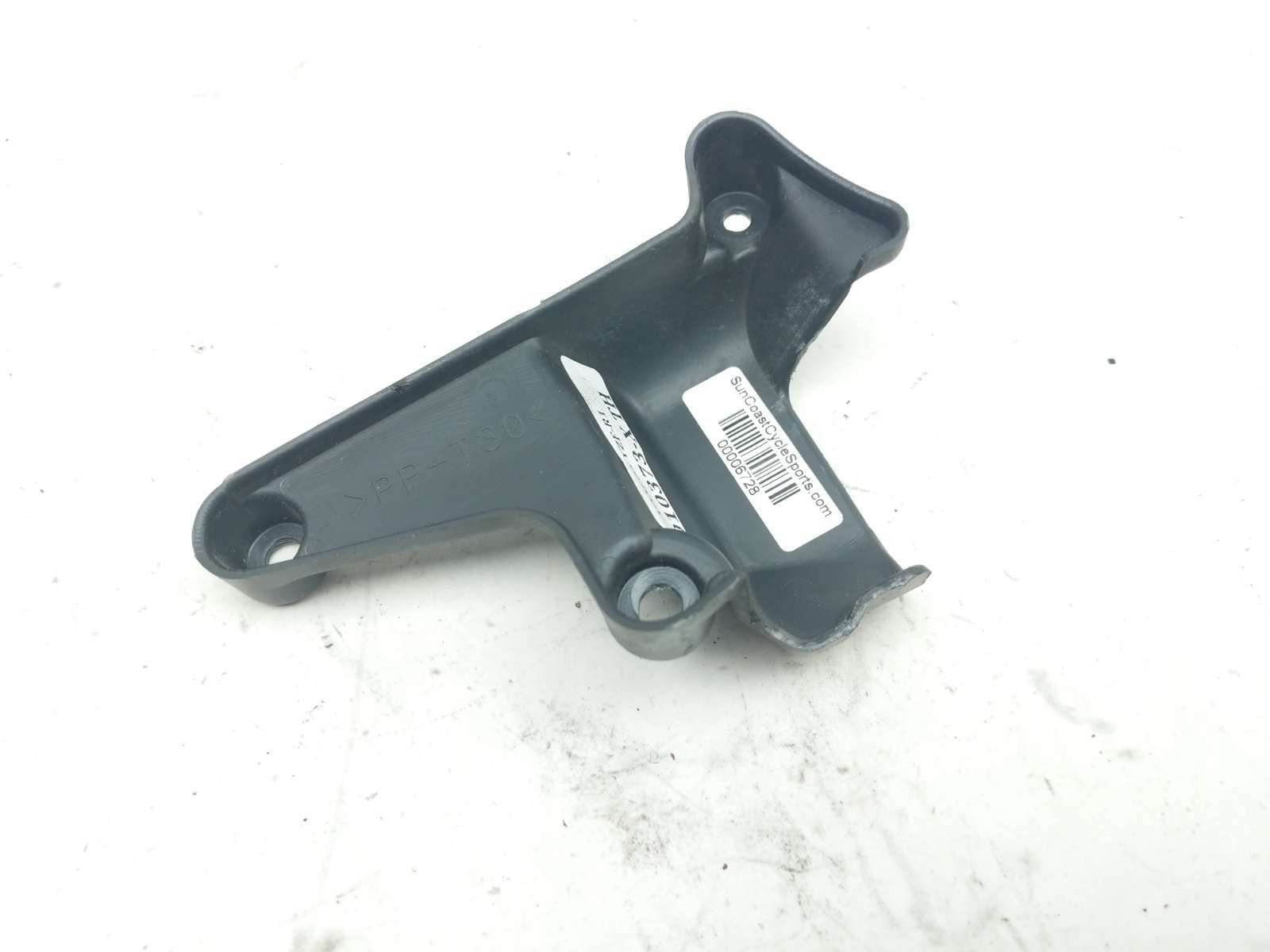 05 Yamaha YZF-R1 Right Inner Frame Side Cover Panel Trim Plastic PP-T30