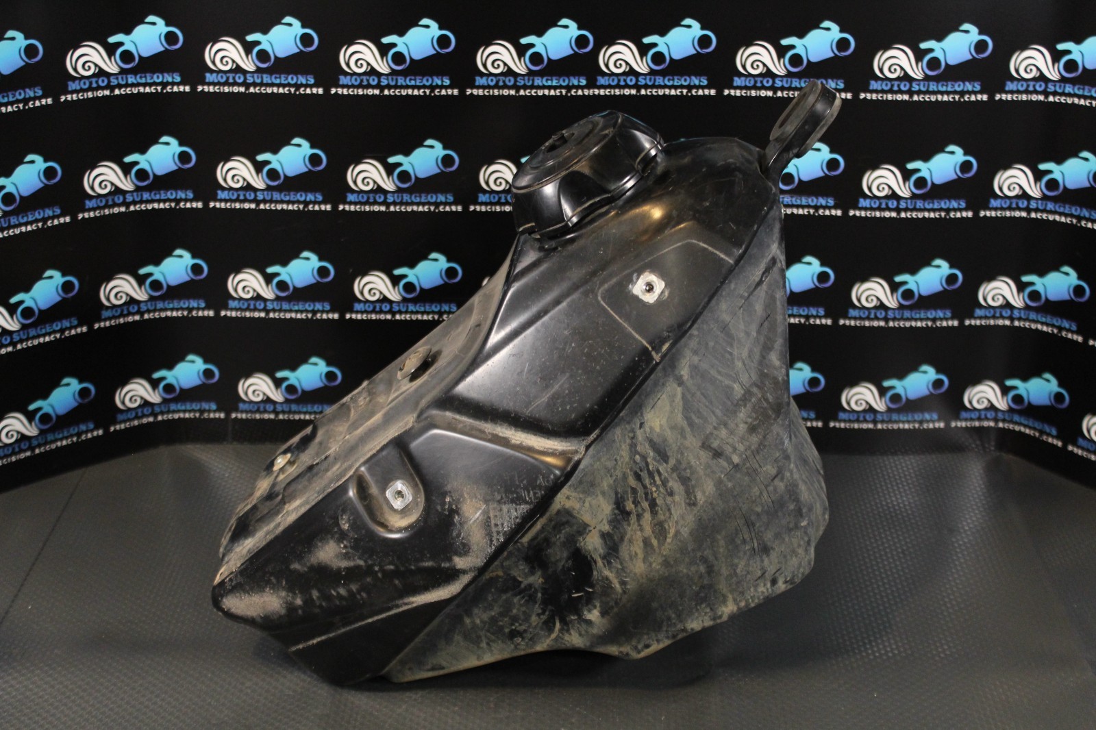 2005 2006 2007 2008 Honda CRF450R OEM Fuel Tank Gas Tank 17510-MEN-730
