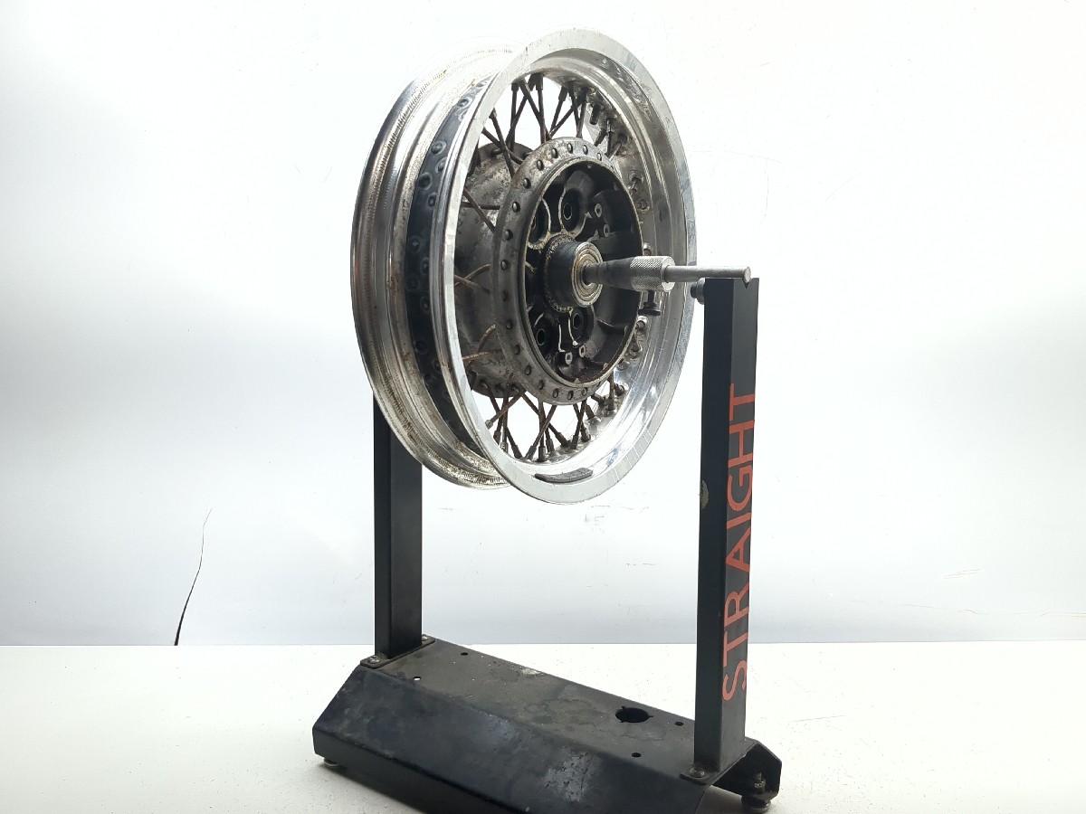 05-09 Suzuki S50 Boulevard VS800 Rear Wheel Rim STRAIGHT 15×3.00