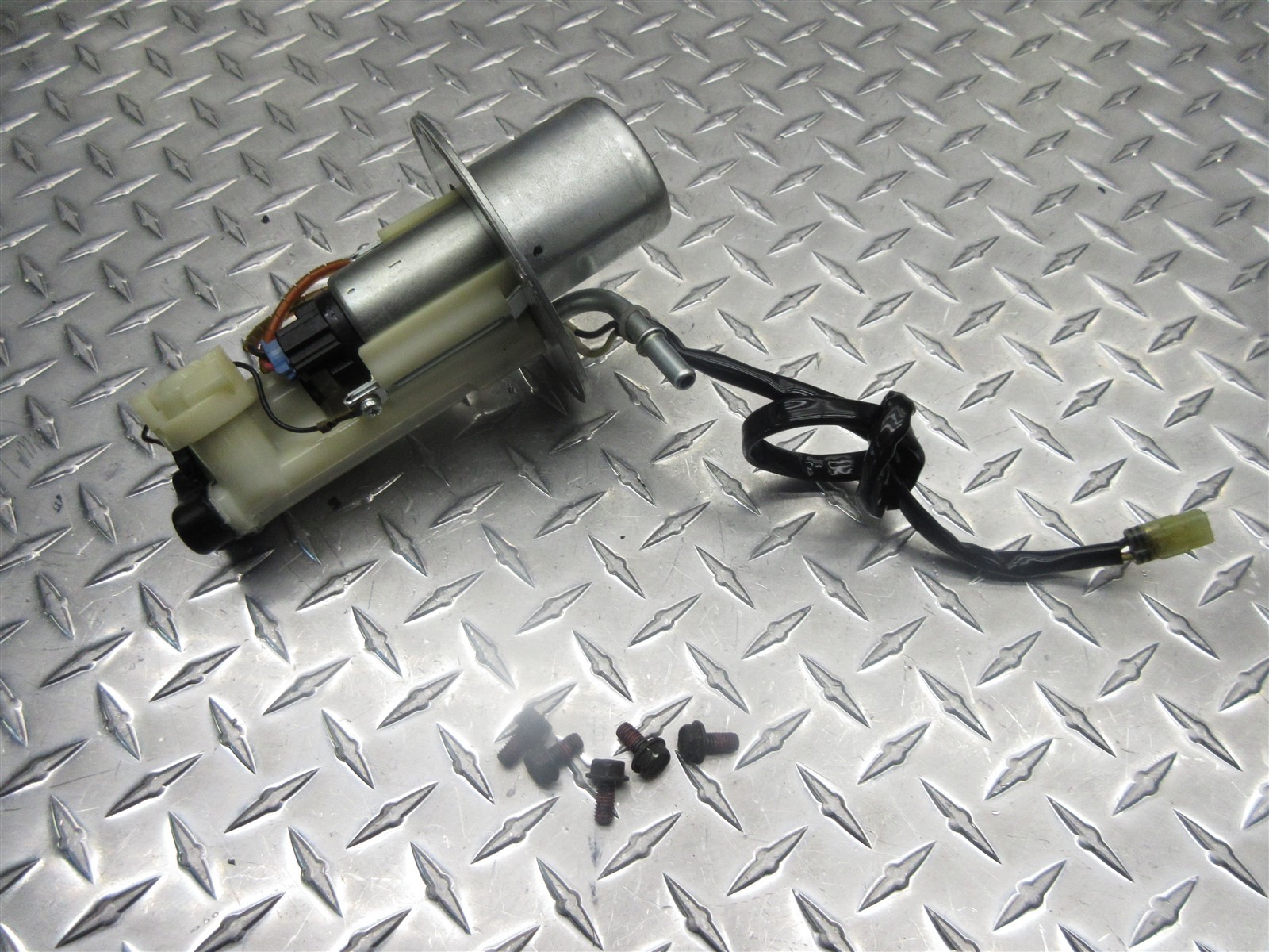 2007 03-08 Kawasaki Vulcan 1600 Nomad VN1600 TESTED Fuel Pump Sending Unit OEM